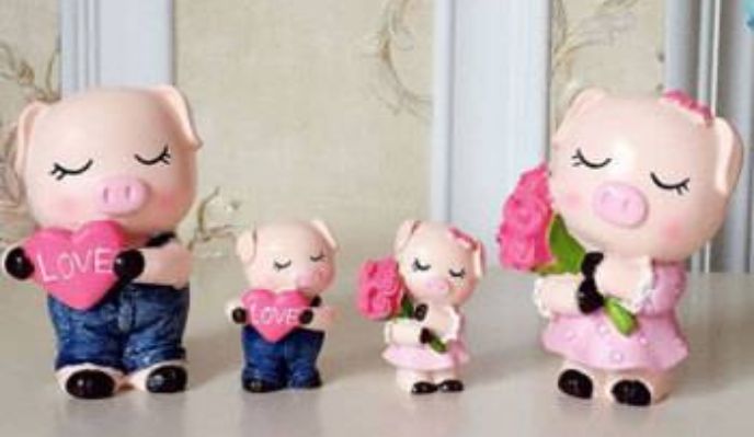 站款猪猪一家四口